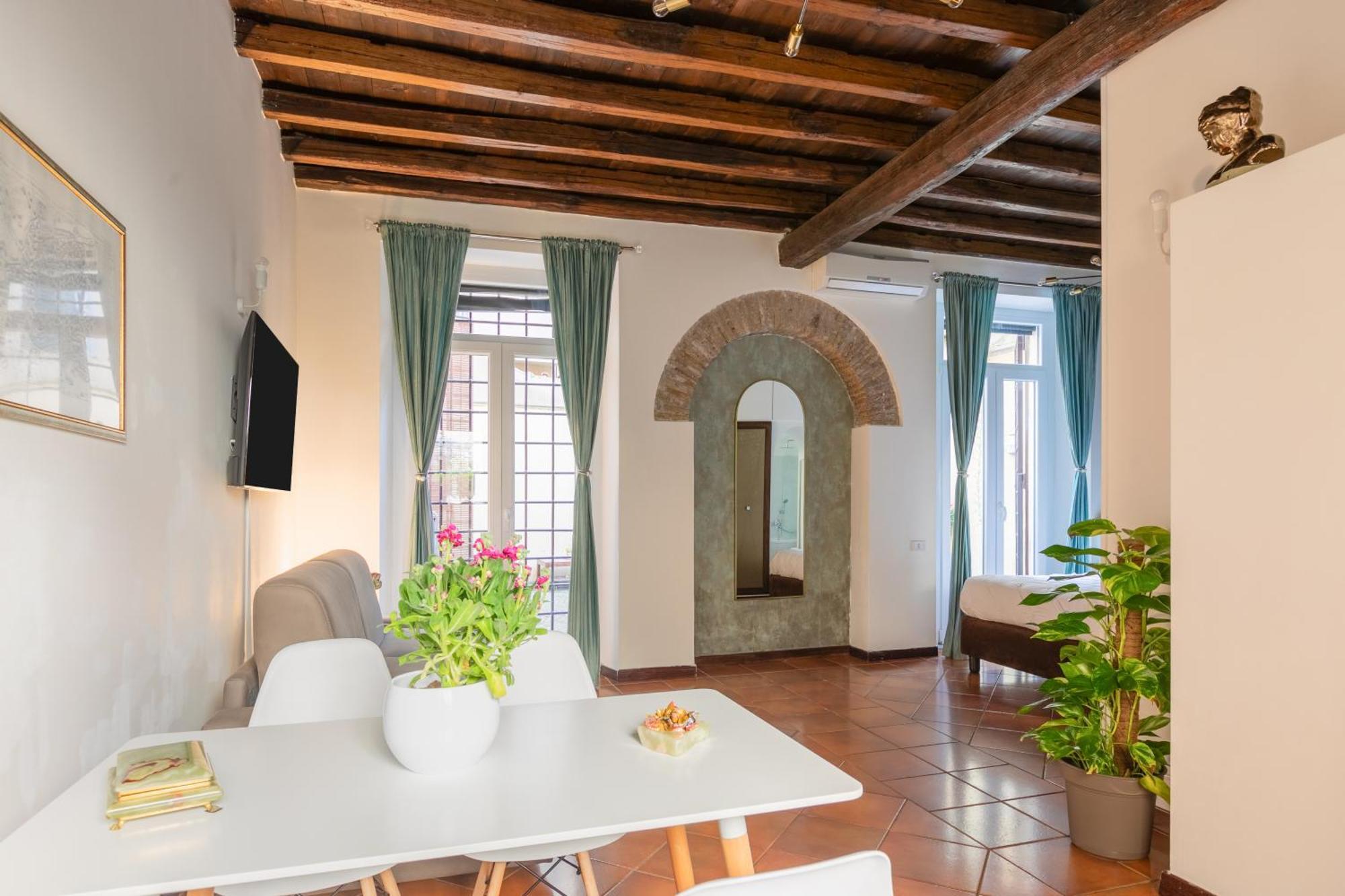 Quiet Trevi Fountain With Patio And Backyard Apartamento Roma